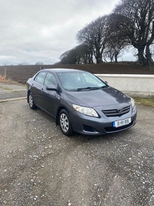 2010 - Toyota Corolla Manual