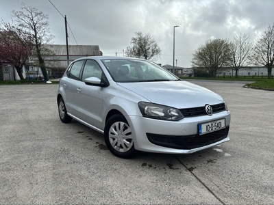 2010 - Volkswagen Polo Manual