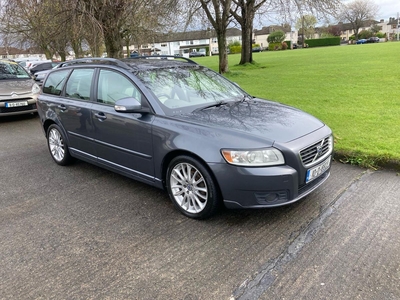 2010 - Volvo V50 Manual