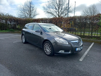 2011 - Opel Insignia Manual