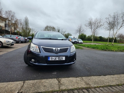 2011 - Toyota Avensis Manual