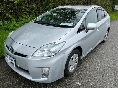 2011 - Toyota Prius Automatic