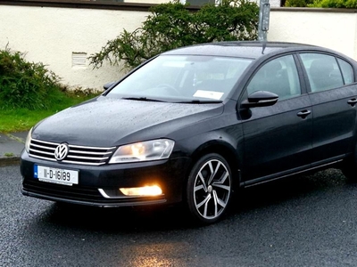 2011 - Volkswagen Passat Manual