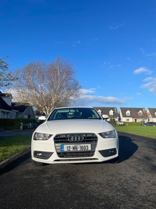 2012 - Audi A4 Manual