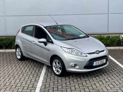 2012 - Ford Fiesta Manual