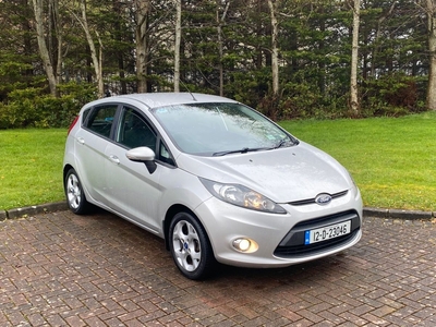 2012 - Ford Fiesta Manual