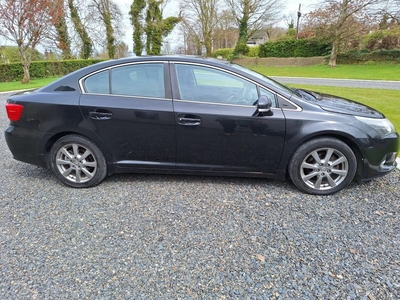 2012 - Toyota Avensis Manual