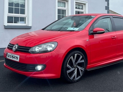 2012 - Volkswagen Golf Manual