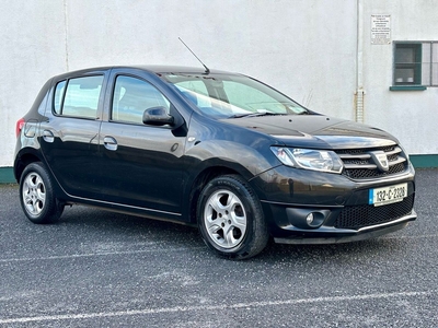 2013 - Dacia Sandero Manual