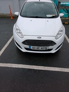 2013 - Ford Fiesta Manual