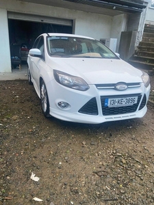 2013 - Ford Focus Manual