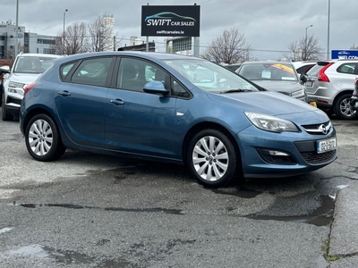 2013 - Opel Astra Manual