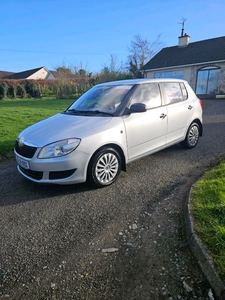 2013 - Skoda Fabia Manual