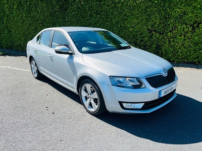 2013 - Skoda Octavia Manual