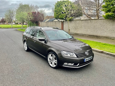 2013 - Volkswagen Passat Automatic