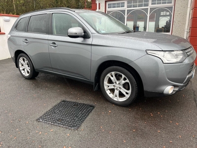 2014 - Mitsubishi Outlander Manual