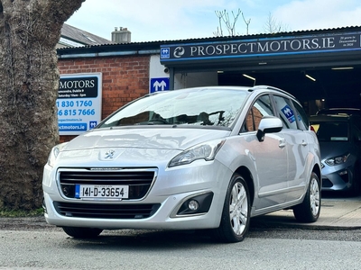 2014 - Peugeot 5008 Manual