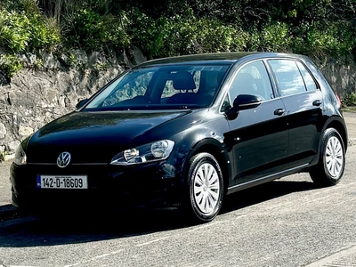 2014 - Volkswagen Golf Manual