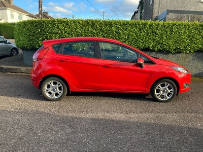 2015 - Ford Fiesta Manual