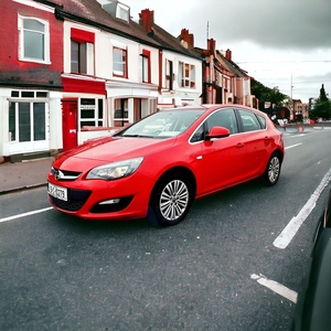 2015 - Opel Astra Manual