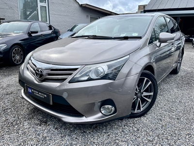 2015 - Toyota Avensis Automatic