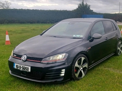 2015 - Volkswagen Golf Automatic