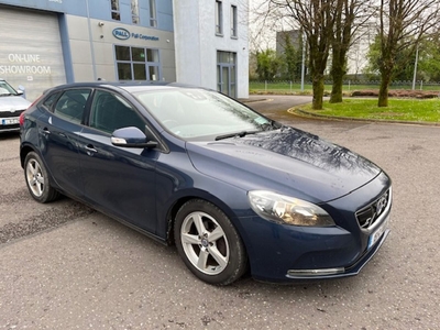 2015 - Volvo V40 Manual