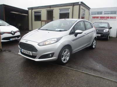 2016 - Ford Fiesta Manual