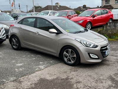 2016 - Hyundai i30 Manual