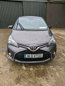 2016 - Toyota Yaris Manual