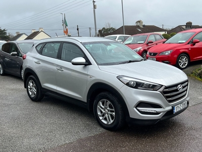 2017 - Hyundai Tucson Manual