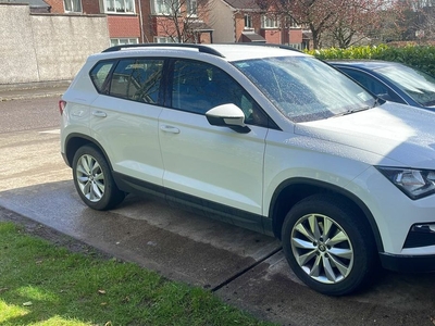 2017 - SEAT Ateca Manual