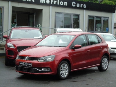 2017 - Volkswagen Polo Automatic