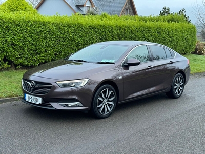 2018 - Opel Insignia Manual