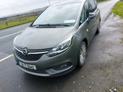 2018 - Opel Zafira Manual