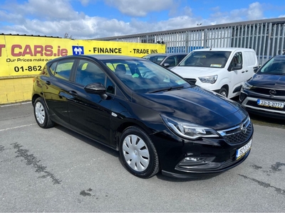 2019 - Opel Astra Manual