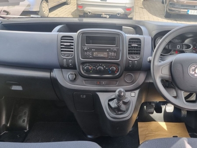 2019 - Vauxhall Vivaro Manual