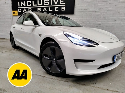 2020 - Tesla Model 3 Automatic