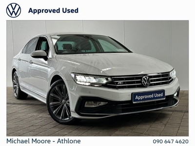 2021 - Volkswagen Passat Manual