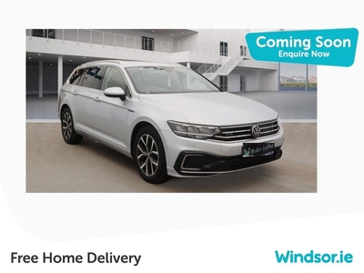 2022 - Volkswagen Passat Automatic