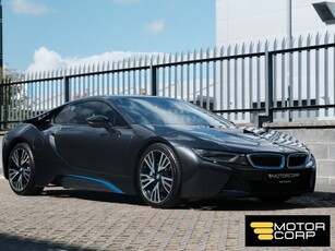 2015 (152) BMW i8