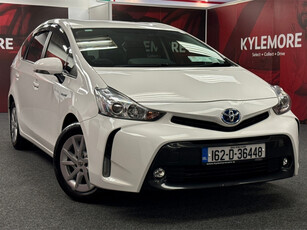 2016 (162) Toyota Prius Alpha