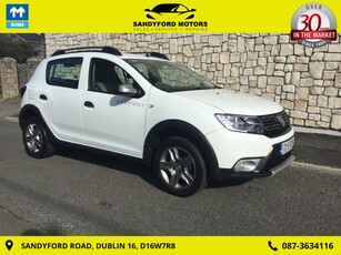 2017 (172) Dacia Sandero Stepway