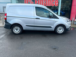 FORD TRANSIT COURIER