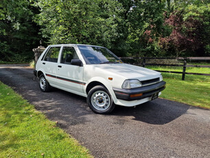 TOYOTA STARLET