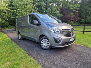 VAUXHALL VIVARO