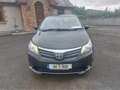 TOYOTA AVENSIS