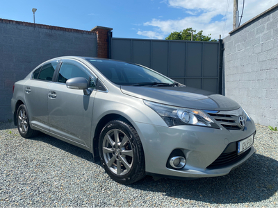 TOYOTA AVENSIS