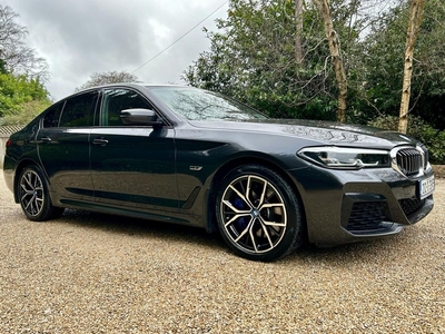 2021 (212) BMW 5 Series