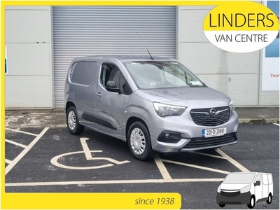 2022 (221) Opel Combo